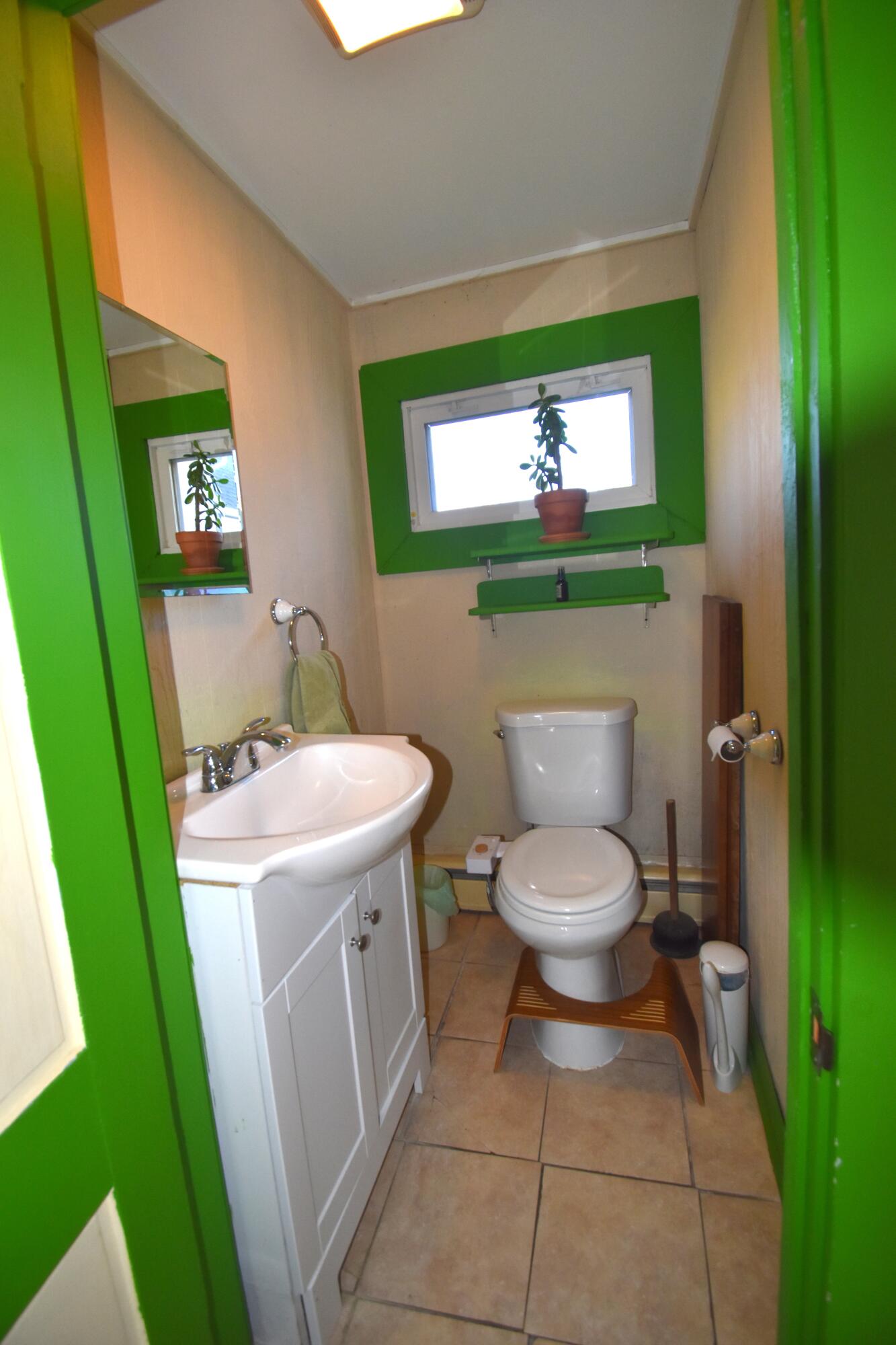 5 N Road Detroit, ME 04929 - Photo 22 of 39 Half bath