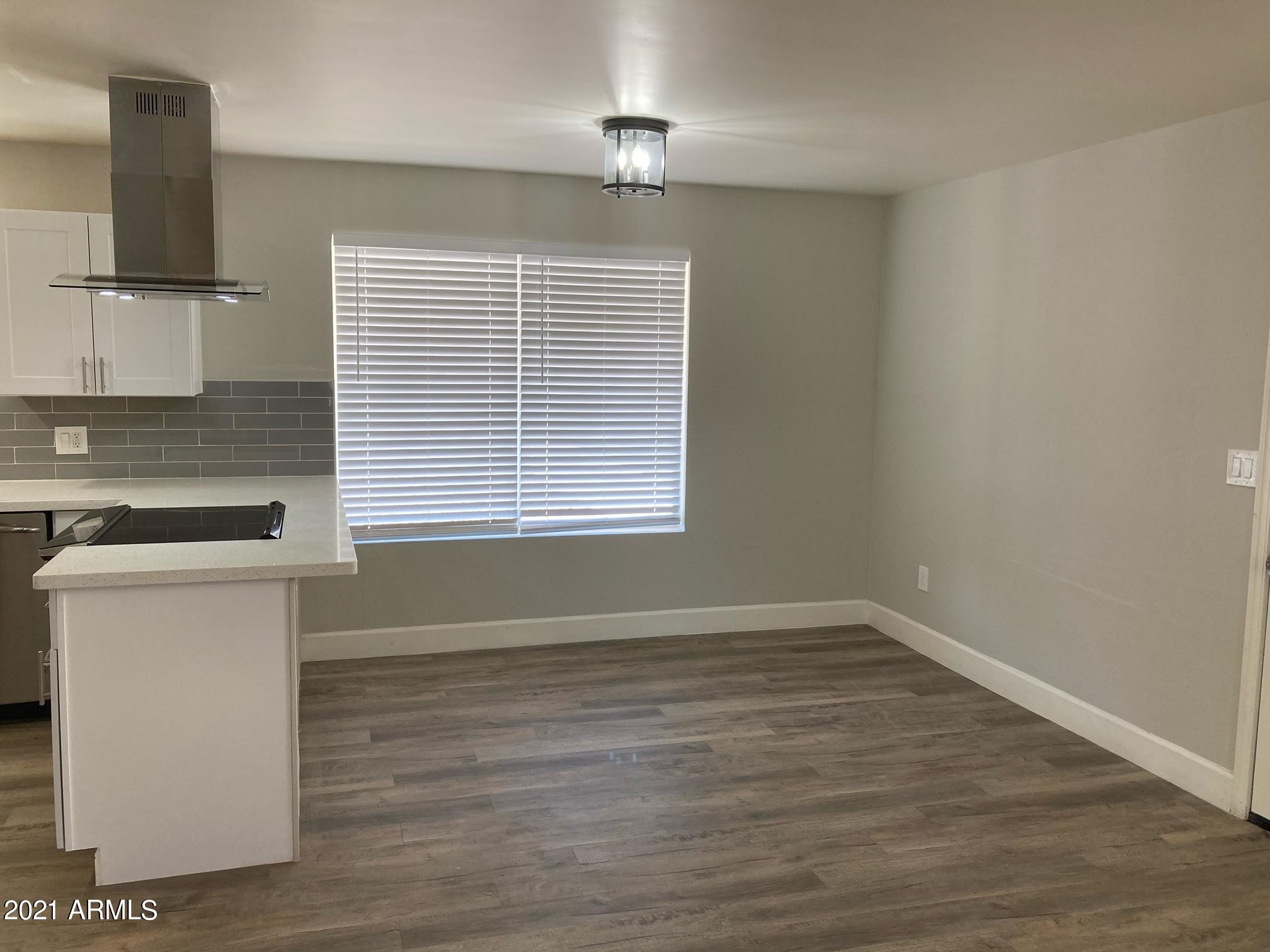 4826 West Berkeley Road Phoenix, AZ 85035 - Photo 8 of 27 image8