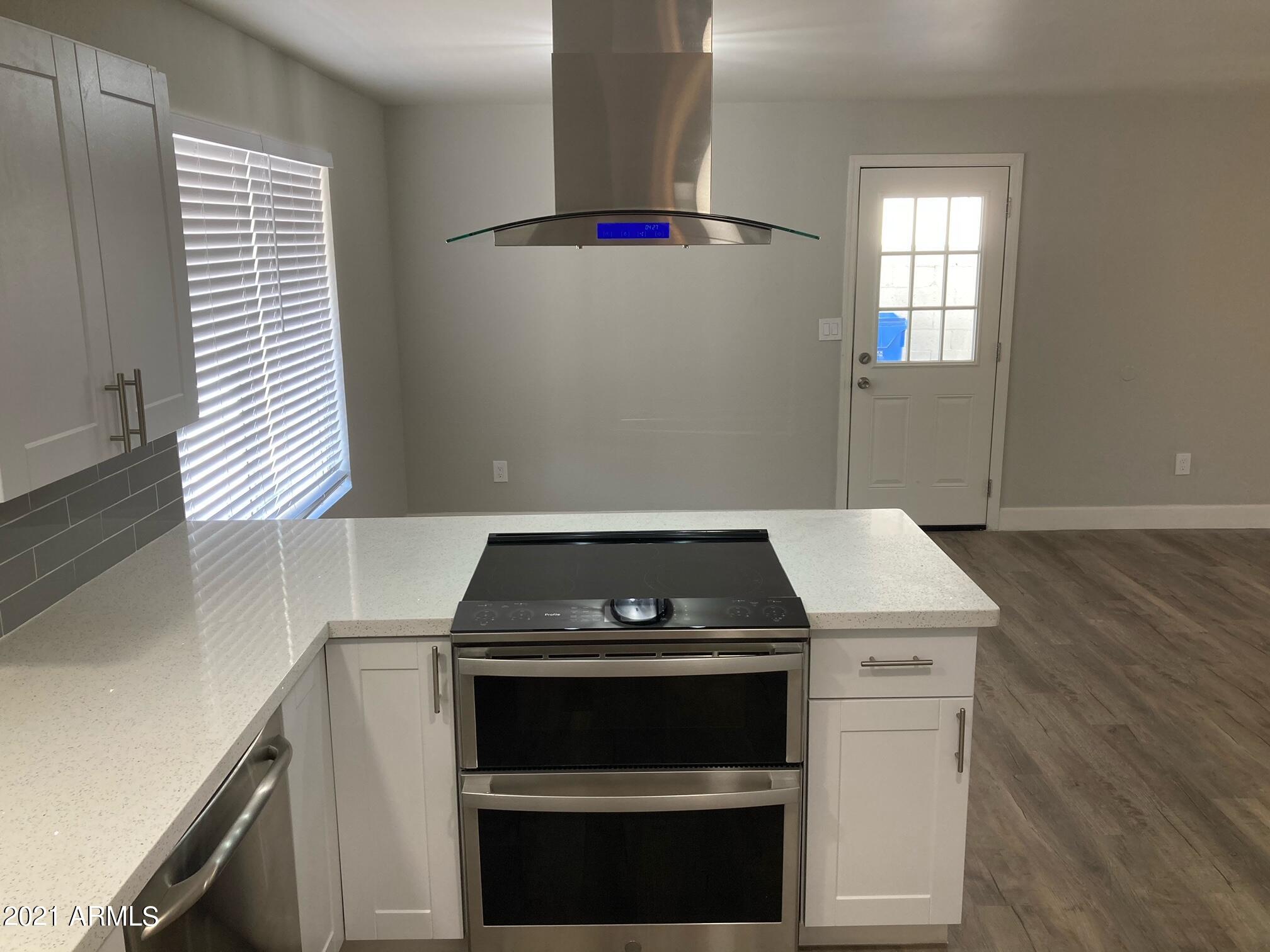 4826 West Berkeley Road Phoenix, AZ 85035 - Photo 10 of 27 image20