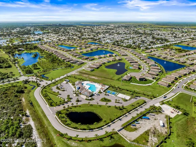 $405,000 | 5319 Waterfall Place, Grant-Valkaria, FL 32949