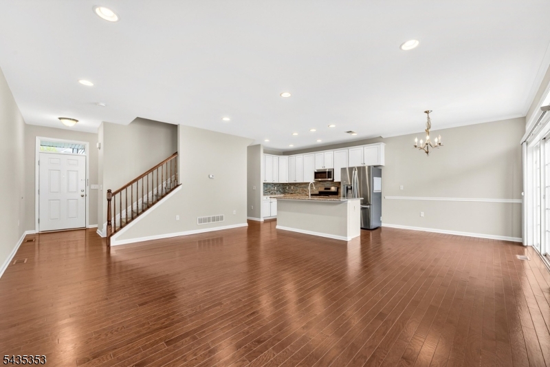 84 Autumn Lane Skillman, NJ 08558 - Photo 5 of 34