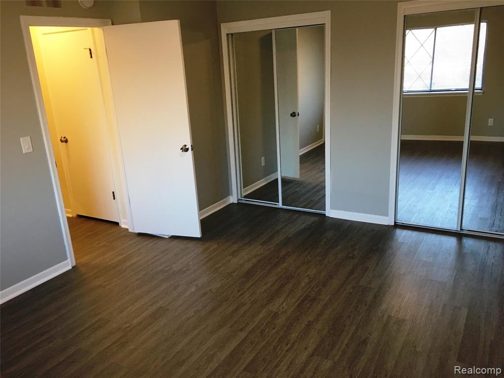 256 East 13 Mile Road Madison Heights, MI 48071 - Photo 10 of 11