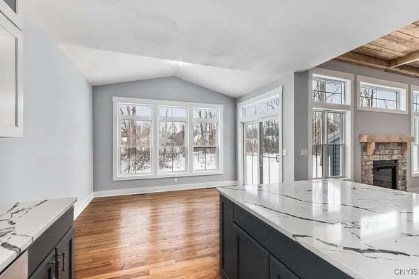 $682,300 | 3330-2 North Hayes Road, Lysander, NY 13027