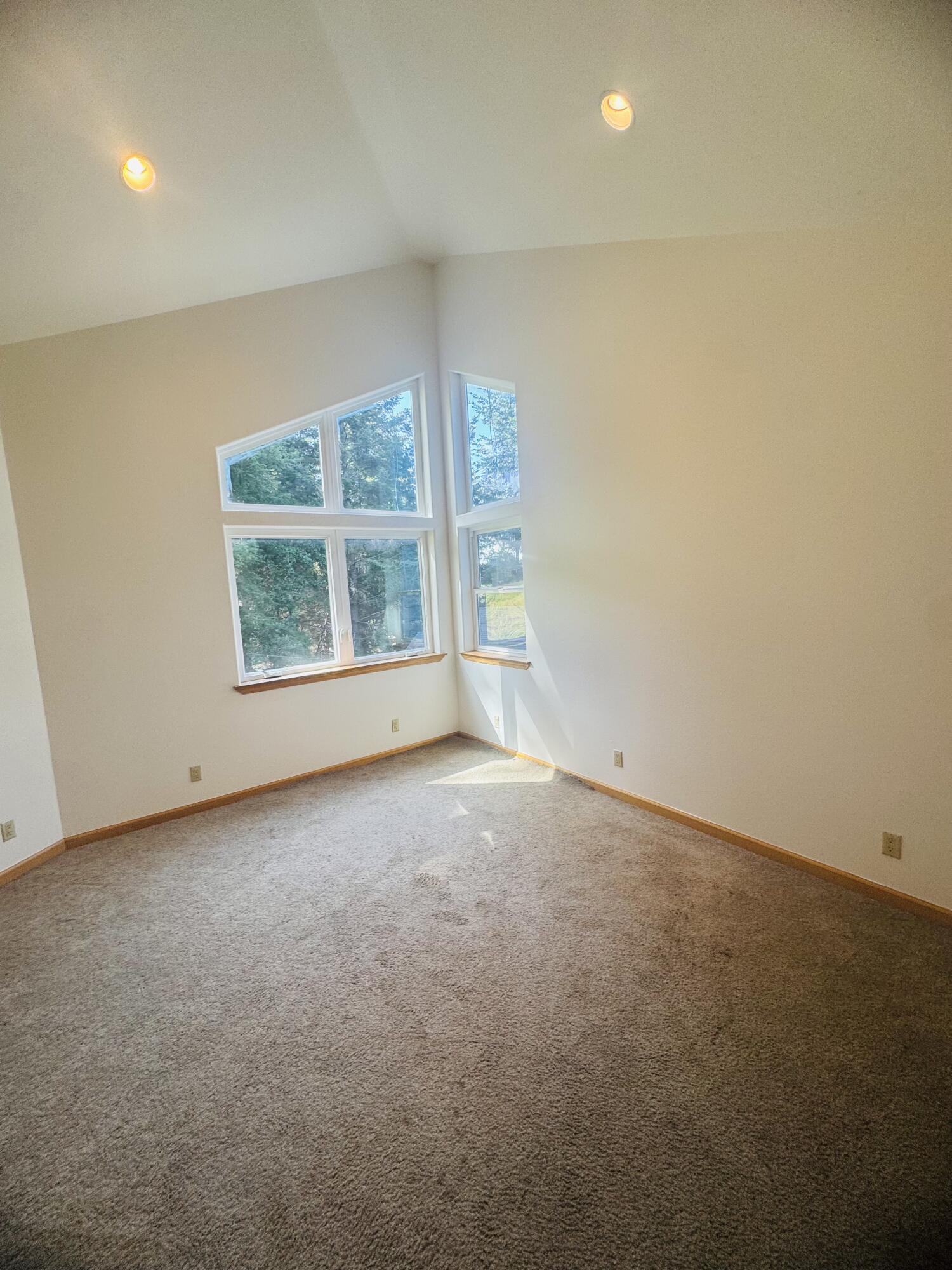 77 Hickory Road Shelter Cove, CA 95589 - Photo 11 of 23