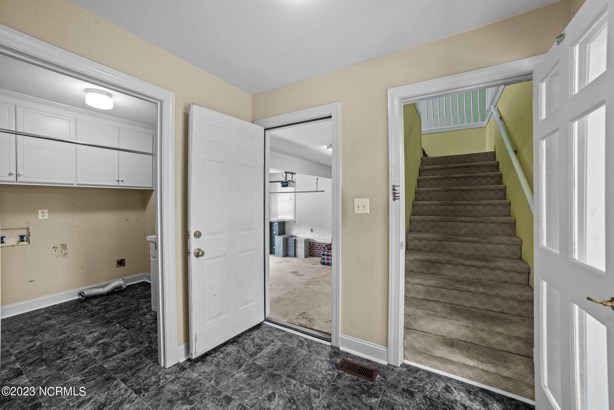5904 Sandford Road Wilson, NC 27896 - Photo 12 of 43 37-web-or-mls-DSC_9895