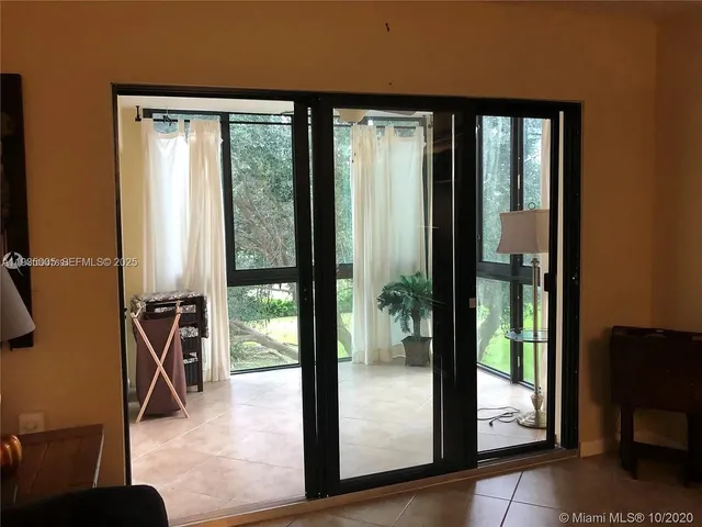 $2,400 | 9440 Southwest 8th Street, Unit 402, Boca Raton, FL 33428