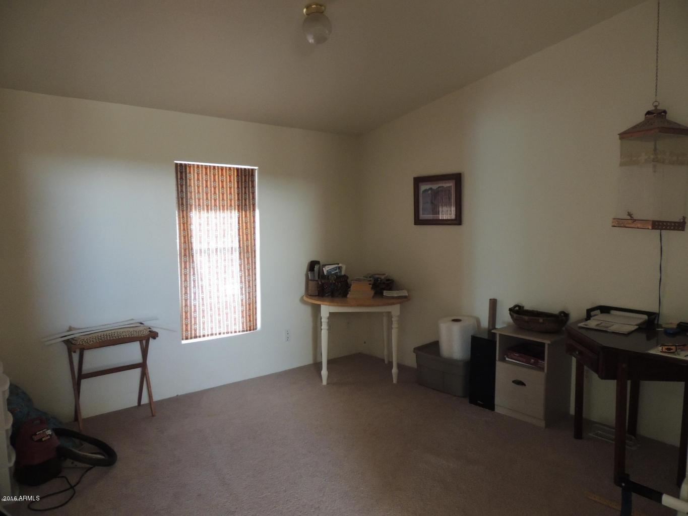 52546 West Quail Run Road Maricopa, AZ 85139 - Photo 11 of 34 q25