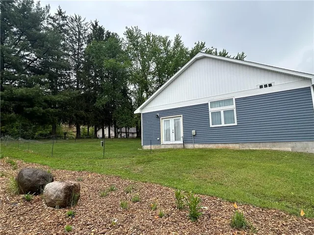 $272,900 | 121 Diamond Street, Ridgeland, WI 54763