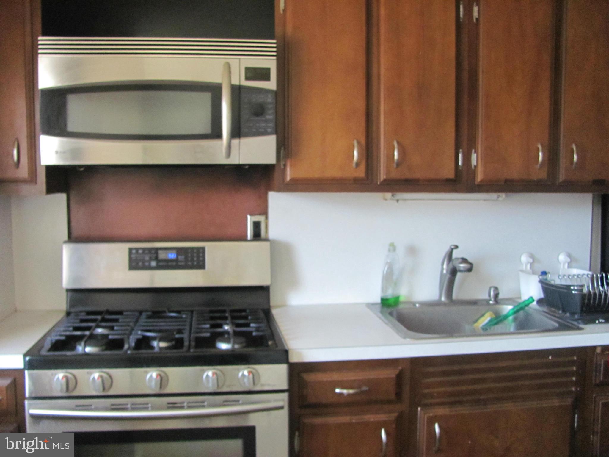 8306 Kendale Road Baltimore, MD 21234 - Photo 10 of 21 Kitchen