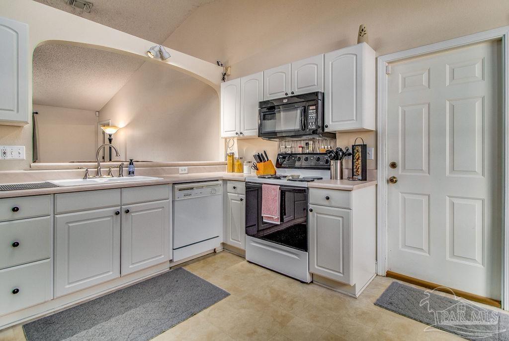 2310 Old Chemstrand Road Cantonment, FL 32533 - Photo 10 of 37 Gallery Image 10