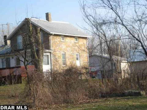 29661 King Road Romulus, MI 48174 - Photo 4 of 15 31130611-3.JPG