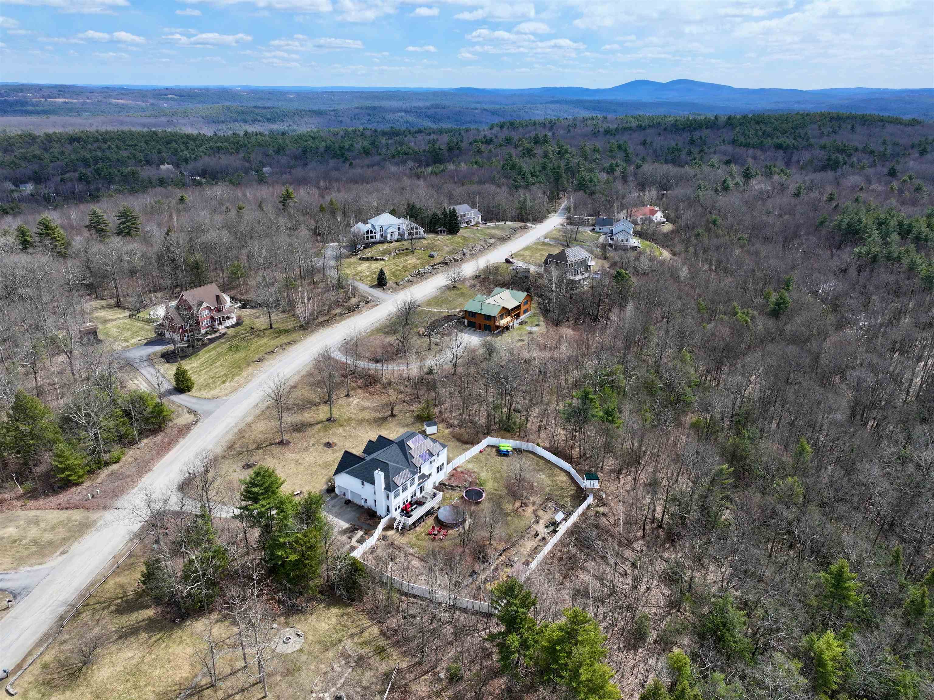 115 Roosevelt Road Weare, NH 03281 - Photo 58 of 60
