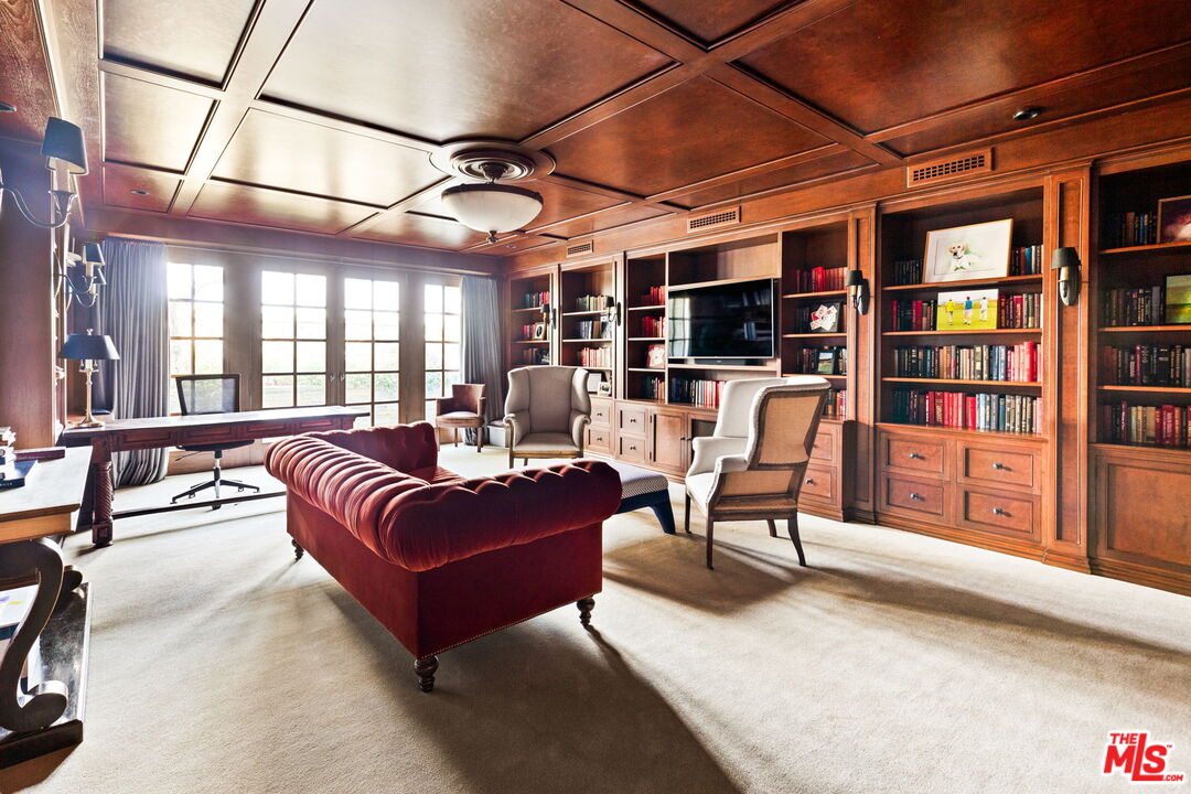 208 North Tigertail Road Los Angeles, CA 90049 - Photo 22 of 29 Gallery Image 22