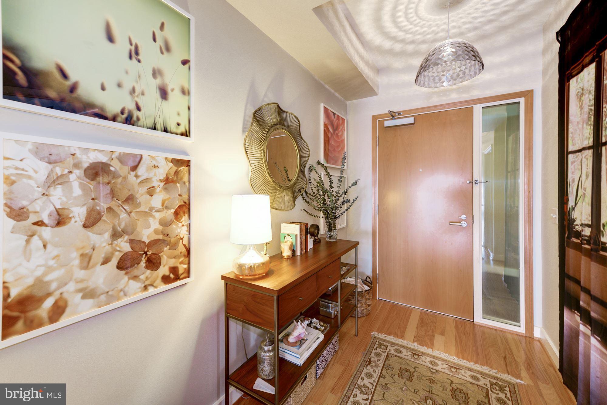 675 E Street Northwest, Unit 500 Washington, DC 20004 - Photo 3 of 14 Entry