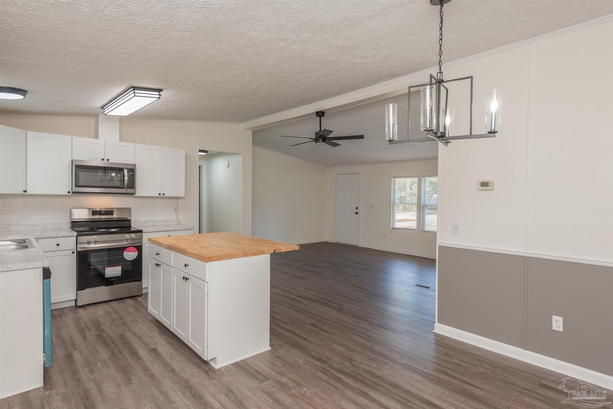 6524 Renee Circle Milton, FL 32583 - Photo 5 of 29 Gallery Image 5