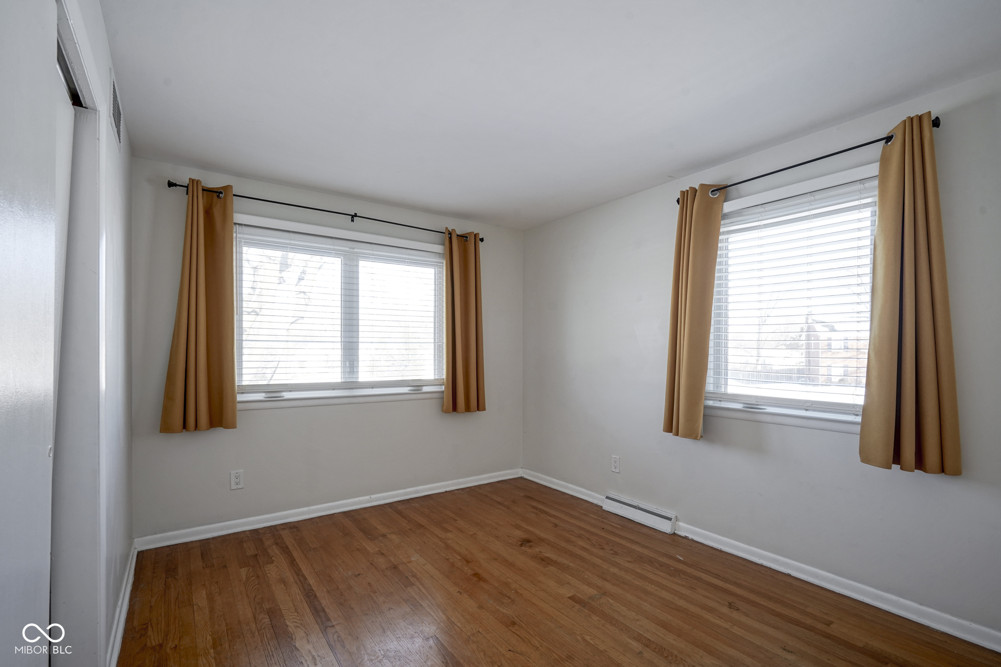 6225 Hythe Road Indianapolis, IN 46220 - Photo 28 of 37 Gallery Image 28