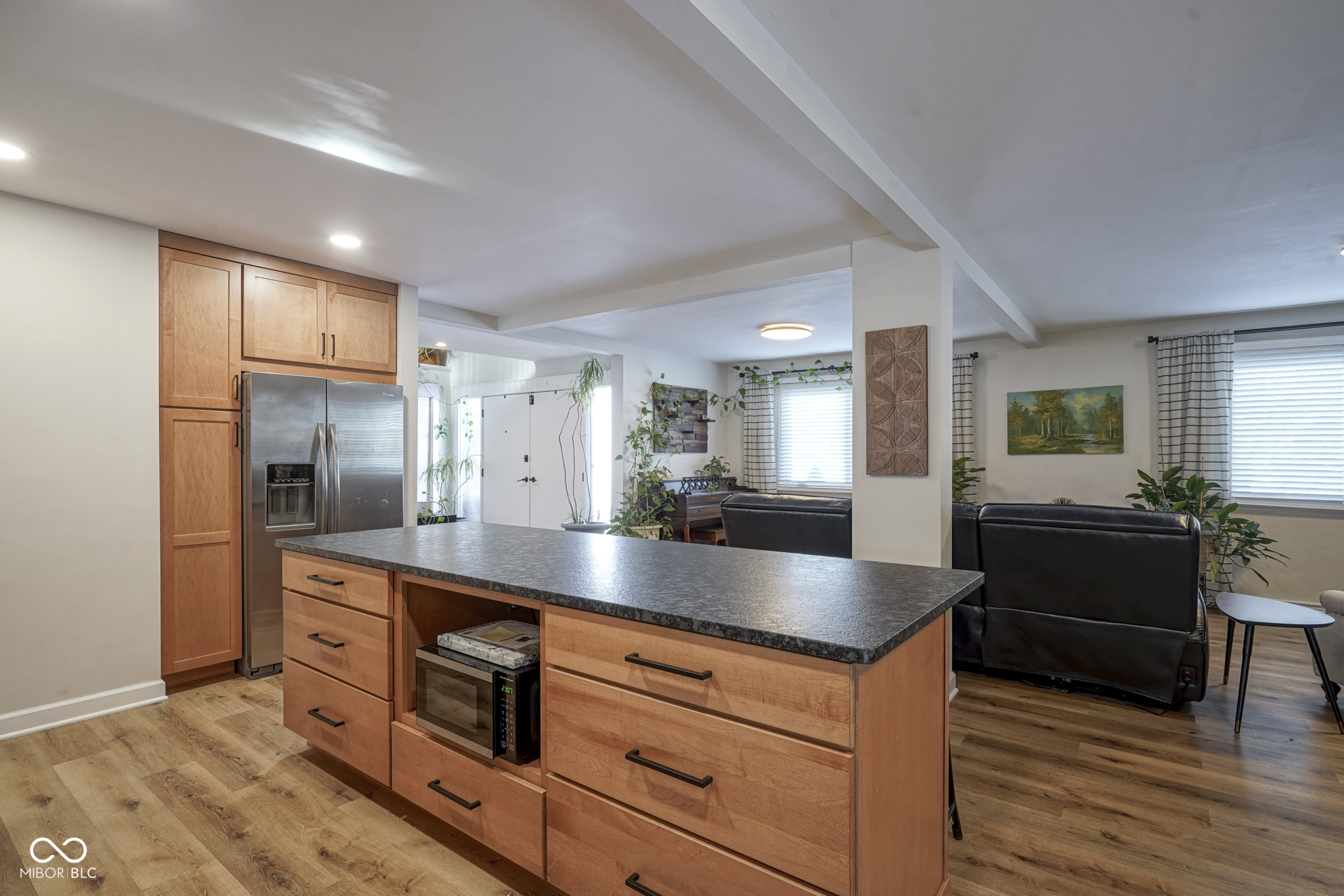6225 Hythe Road Indianapolis, IN 46220 - Photo 6 of 37 Gallery Image 6