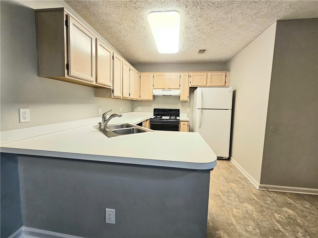 2734 Highland Ridge Northwest Kennesaw, GA 30152 - Photo 6 of 23