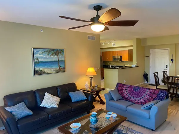 $6,600 | 802 West Windward Way, Unit 203, Lantana, FL 33462