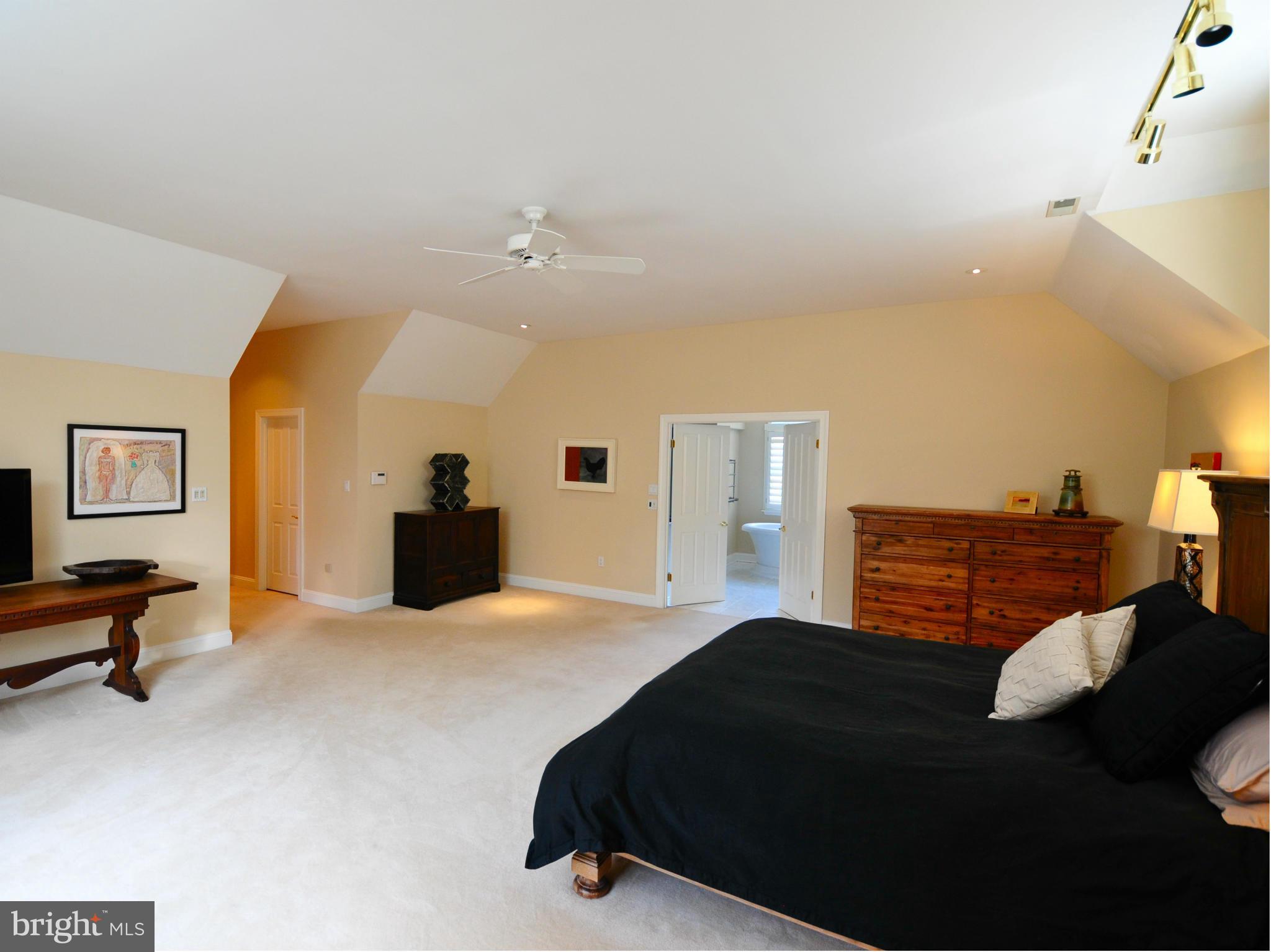 28 Shadow Point Court Edgewater, MD 21037 - Photo 16 of 30 Bedroom (Master)