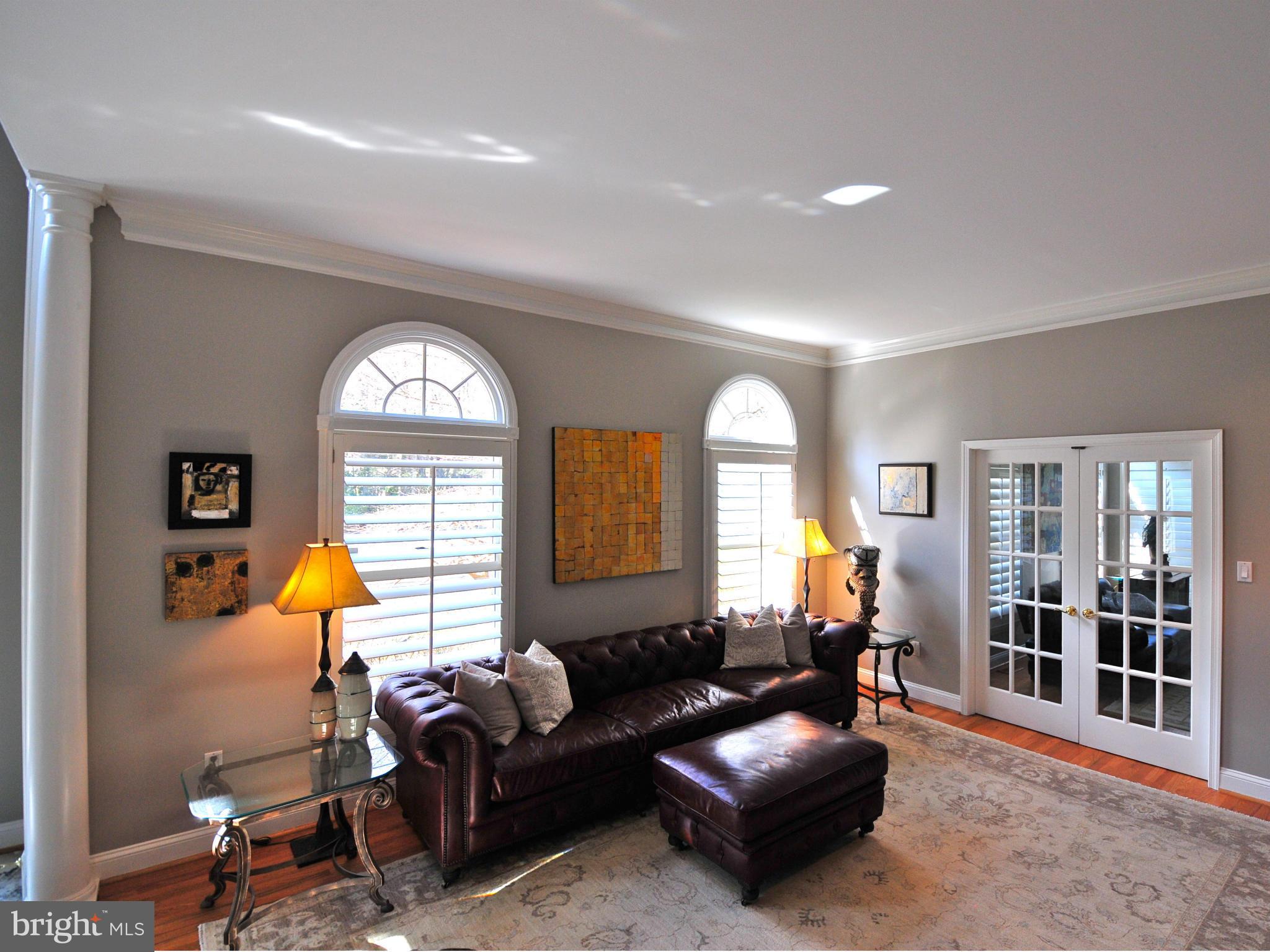 28 Shadow Point Court Edgewater, MD 21037 - Photo 9 of 30 Formal Living Room