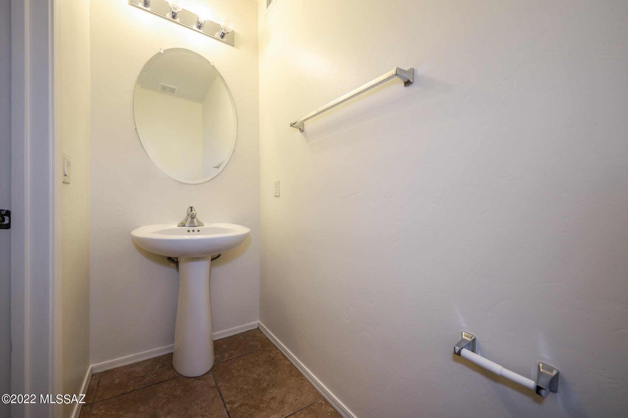 5566 North Morning Spring Avenue Tucson, AZ 85741 - Photo 11 of 30