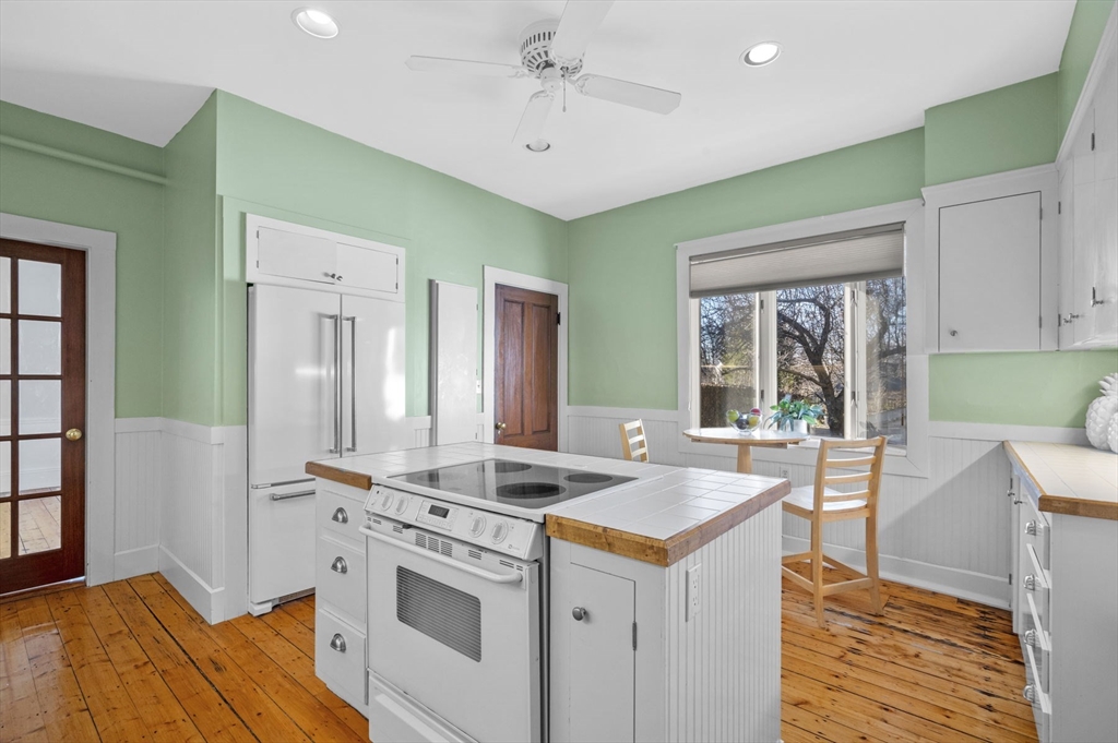 8 High Street, Unit 1 Marblehead, MA 01945 - Photo 19 of 42