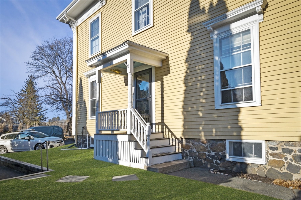 8 High Street, Unit 1 Marblehead, MA 01945 - Photo 3 of 42