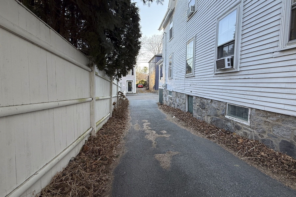 8 High Street, Unit 1 Marblehead, MA 01945 - Photo 10 of 42