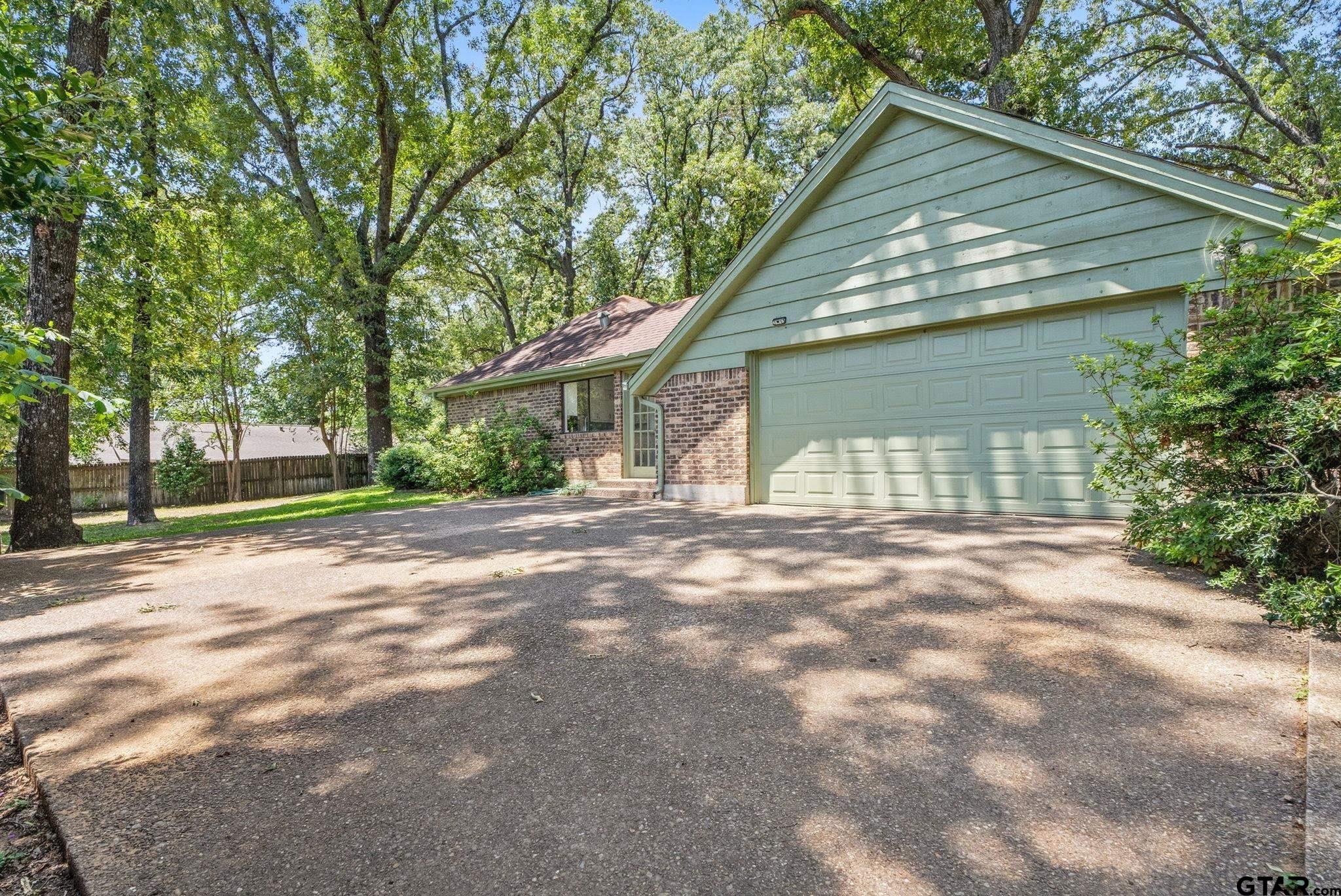 1206 Hampton Lane Tyler, TX 75701 - Photo 29 of 33