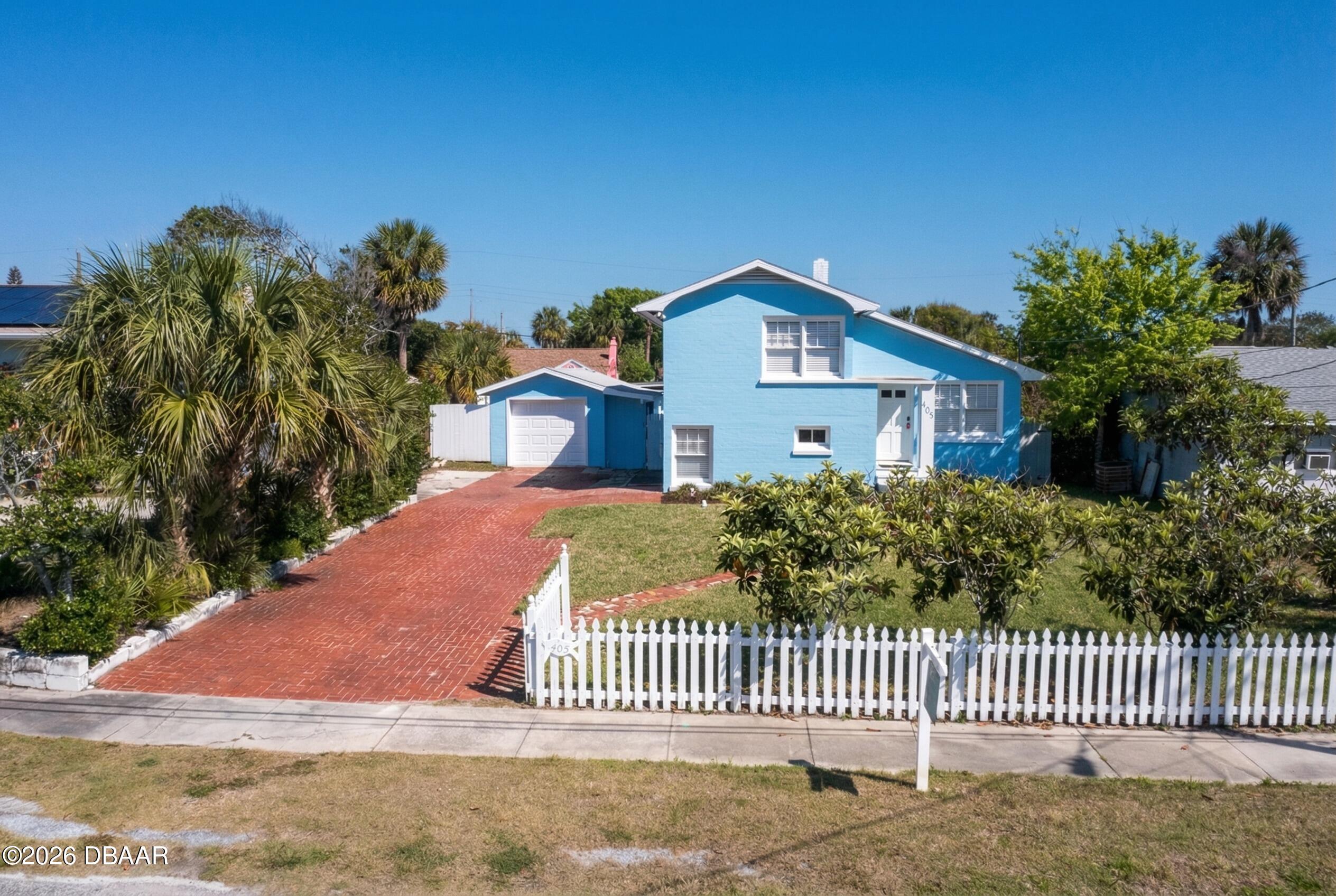 405 Wisteria Road Daytona Beach, FL 32118 - Photo 1 of 49 51