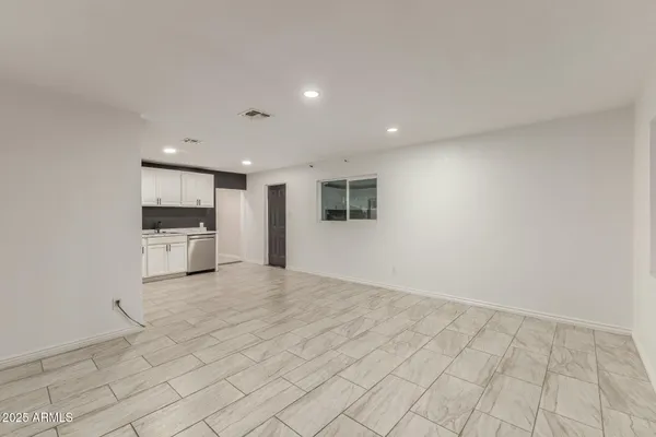 $312,000 | 6025 South 13th Street, Phoenix, AZ 85042