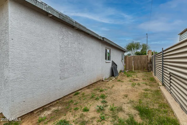 $312,000 | 6025 South 13th Street, Phoenix, AZ 85042