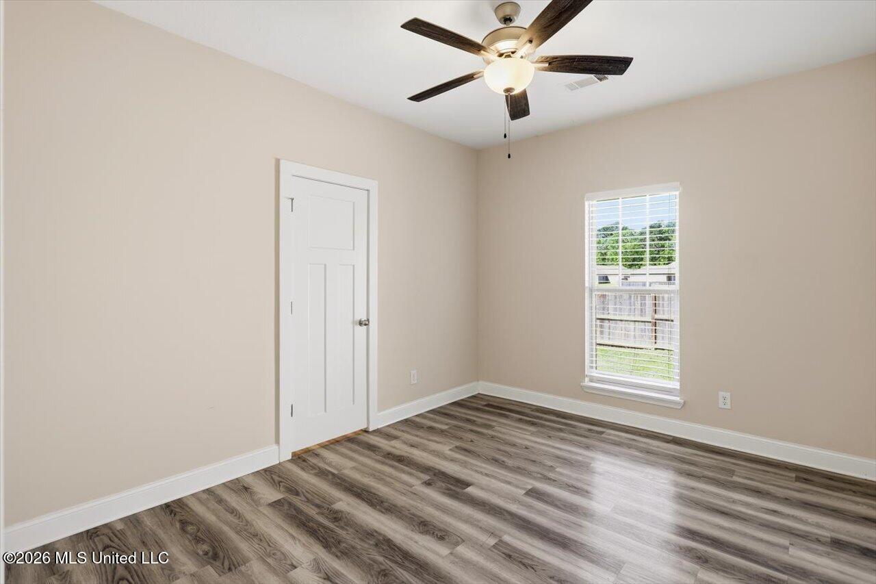 815 Long Leaf Circle Brandon, MS 39042 - Photo 23 of 31 23-815 Long Leaf Cir _ Home Tours MS