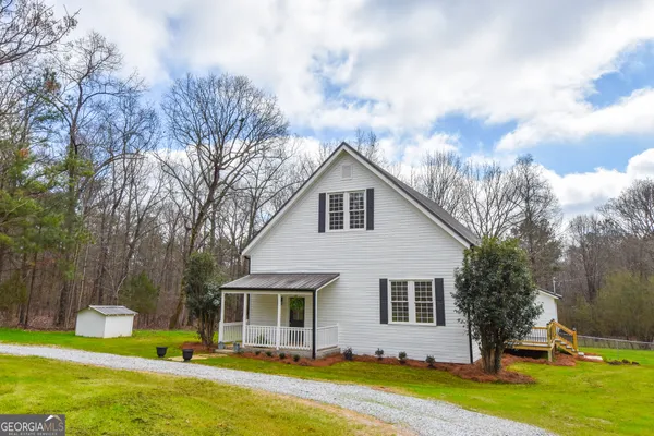 $495,000 | 63 Alabama Road, The Rock, GA 30285
