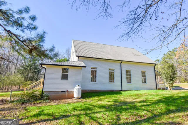 $575,000 | 63 Alabama Road, The Rock, GA 30285