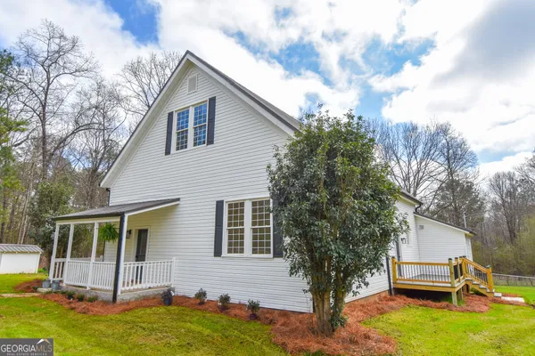 $495,000 | 63 Alabama Road, The Rock, GA 30285