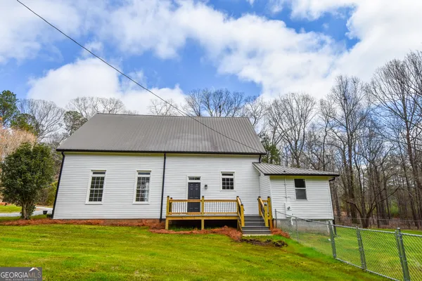 $495,000 | 63 Alabama Road, The Rock, GA 30285
