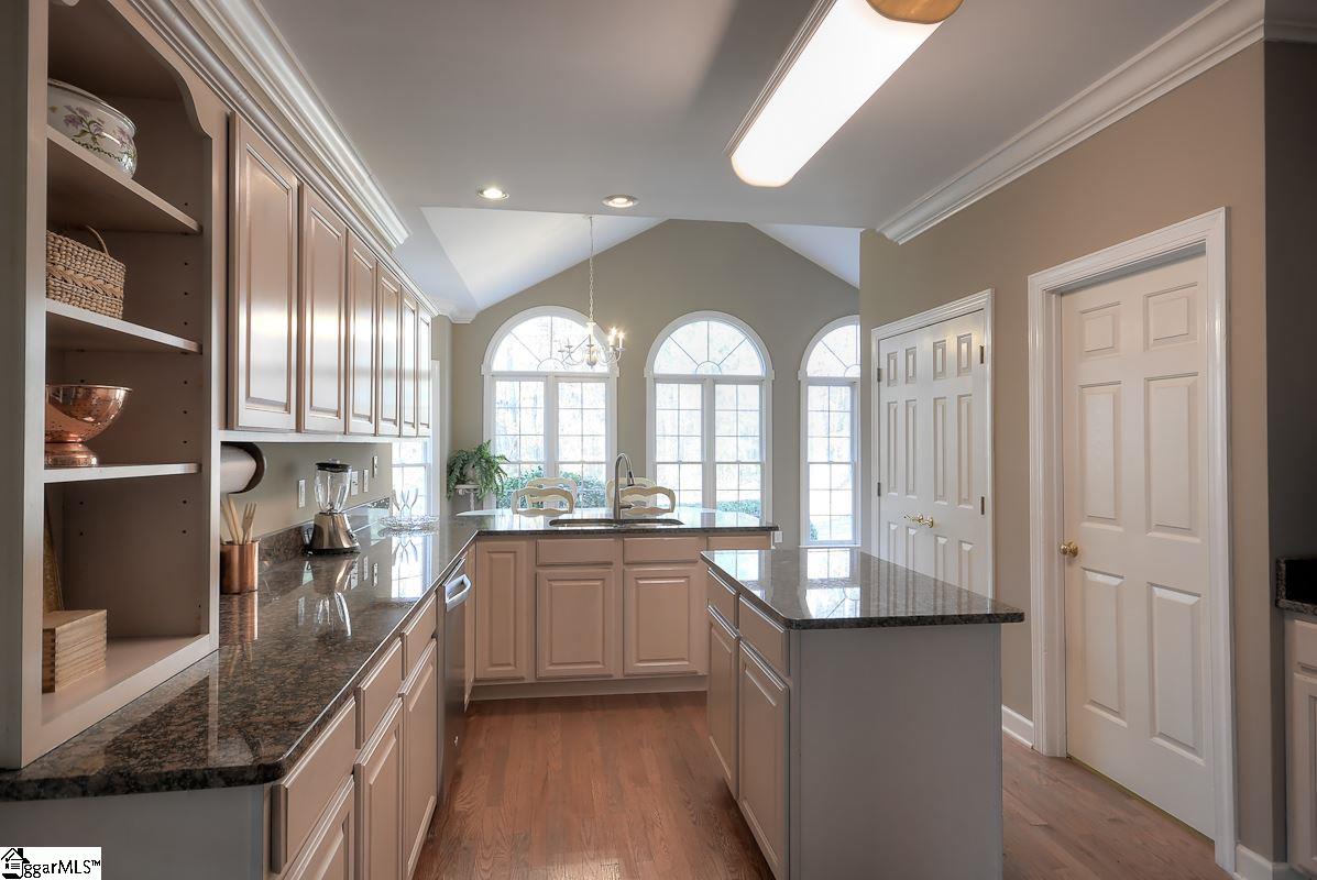 198 League Road Simpsonville, SC 29681 - Photo 8 of 33 Gallery Image 8