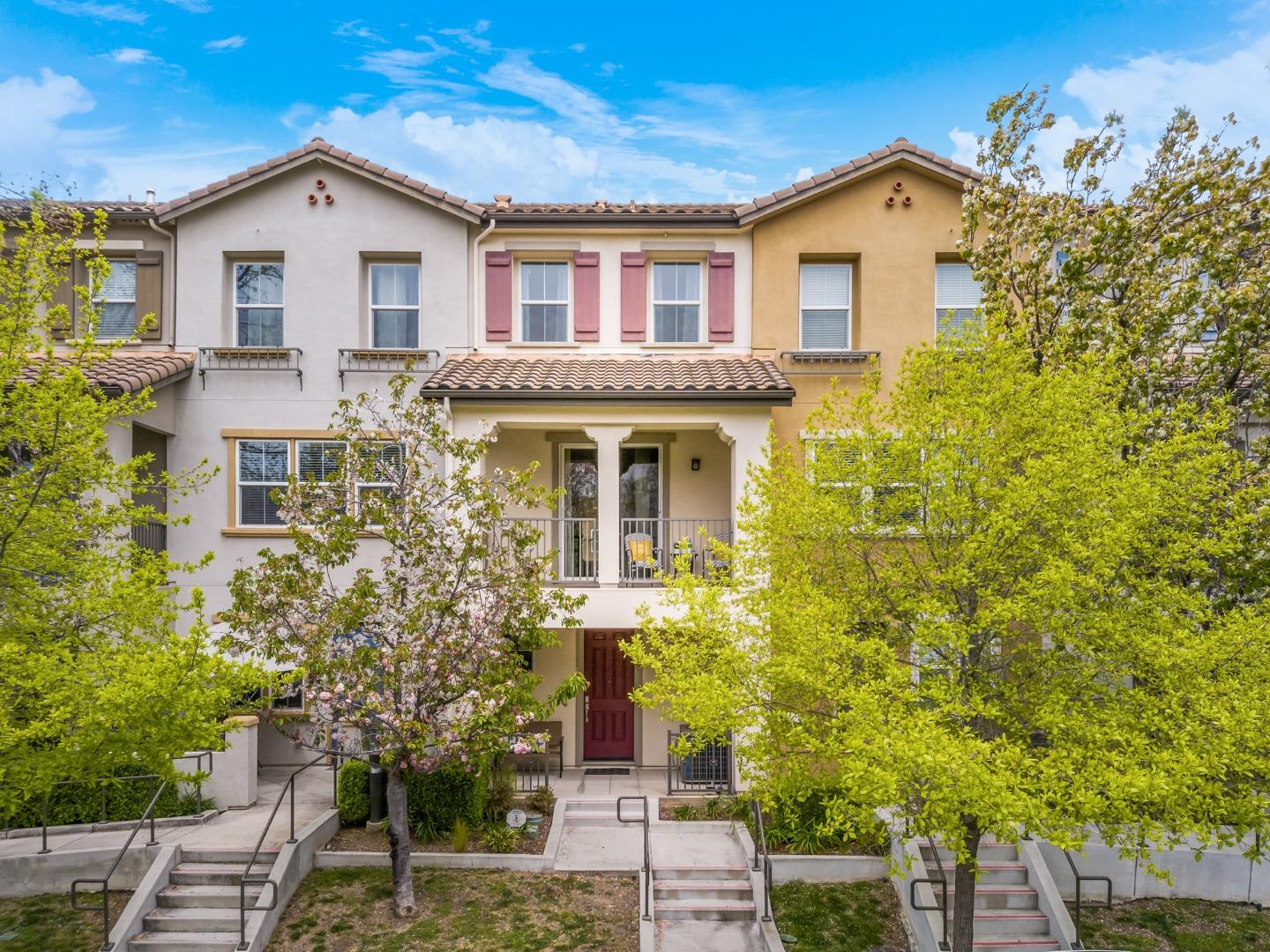 594 Cedarville Lane San Jose, CA 95133 - Photo 1 of 21 a front view of a house with garden