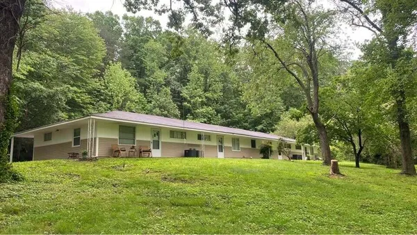 $1,225 | 5866 Dayton Boulevard, Unit 4, Chattanooga, TN 37415