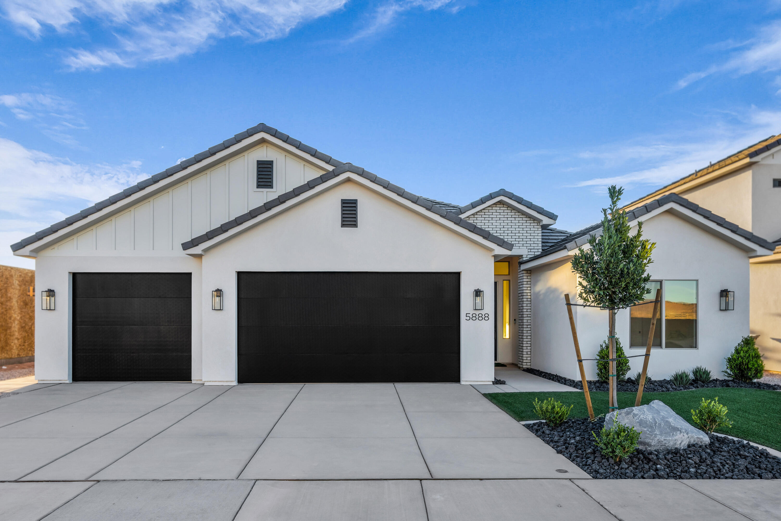 5888 Foothill Rdg Drive St. George, UT 84790 - Photo 6 of 29 front 4