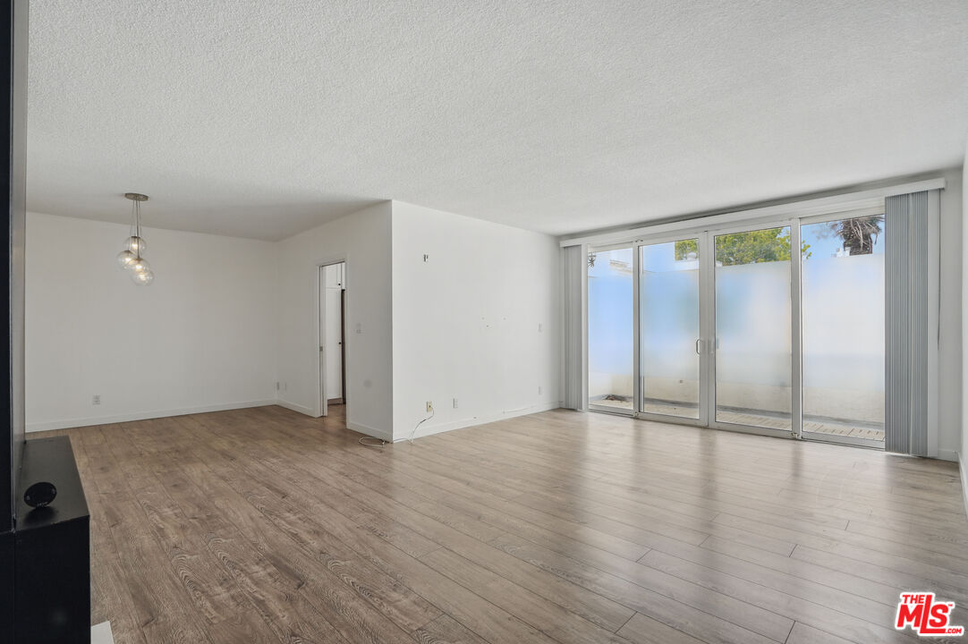 930 3rd Street, Unit 303 Santa Monica, CA 90403 - Photo 15 of 39