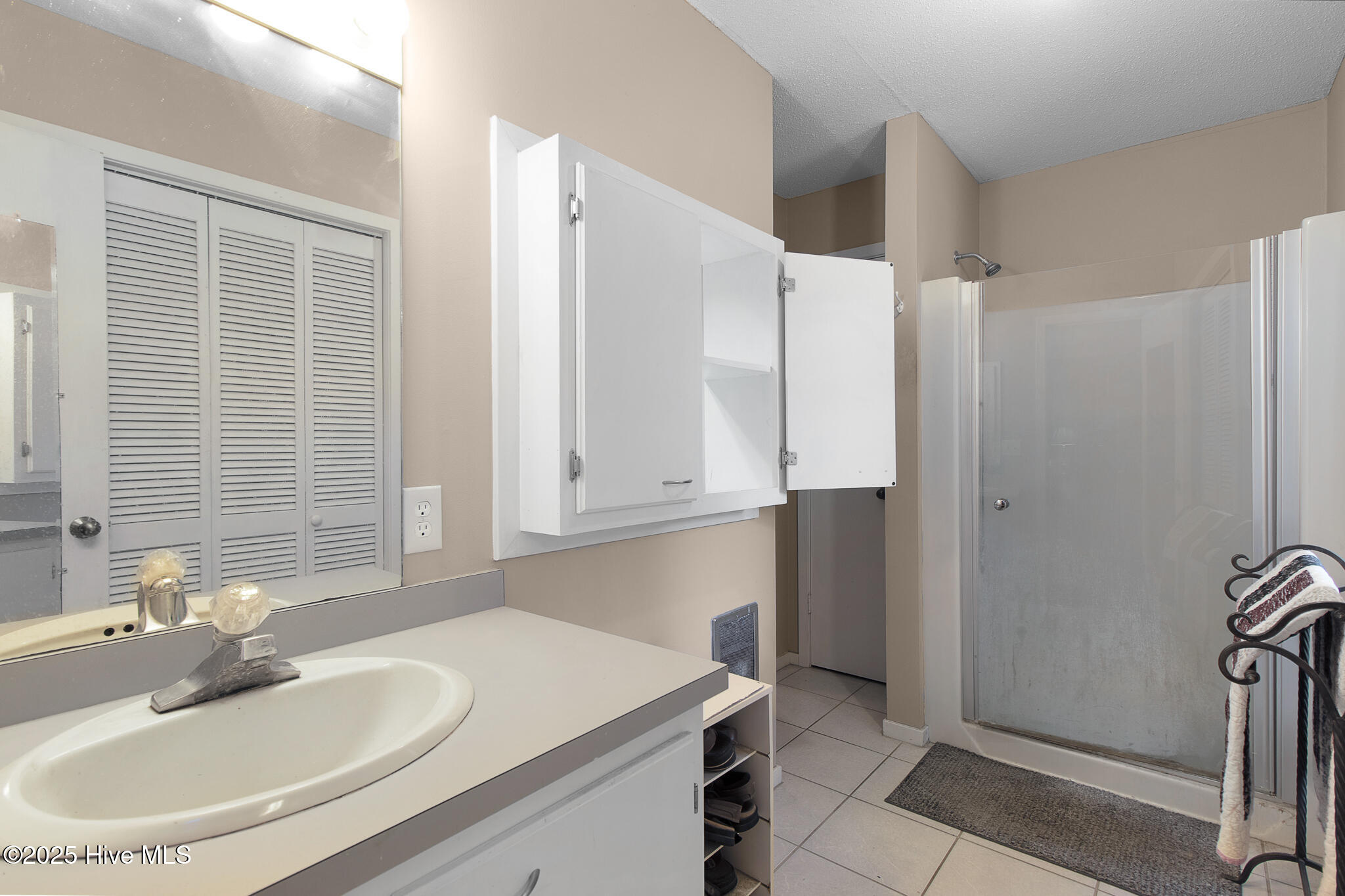 3405 Old Gate Road Morehead City, NC 28557 - Photo 25 of 40 Primary bathroom