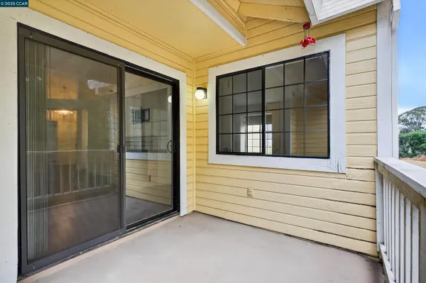 a view of front door and porch