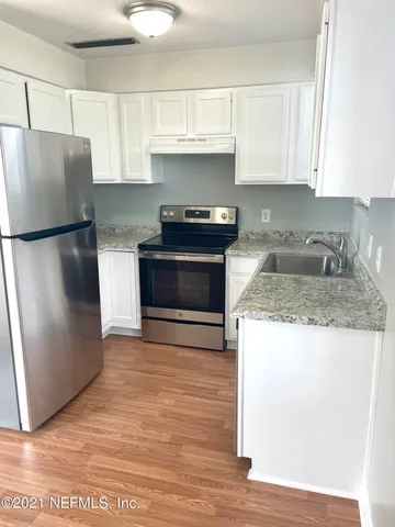 $1,595 | 614 4th Street North, Unit B, Jacksonville Beach, FL 32250