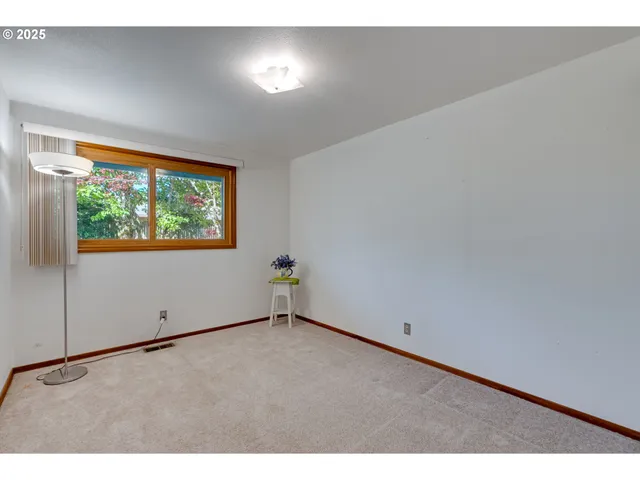 $429,000 | 12639 Northeast Wasco Street, Portland, OR 97230
