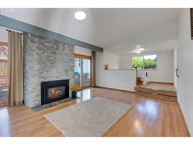 $429,000 | 12639 Northeast Wasco Street, Portland, OR 97230