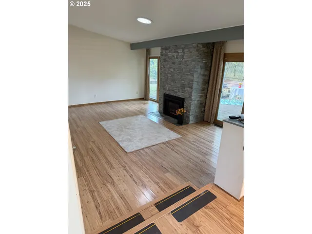 $429,000 | 12639 Northeast Wasco Street, Portland, OR 97230