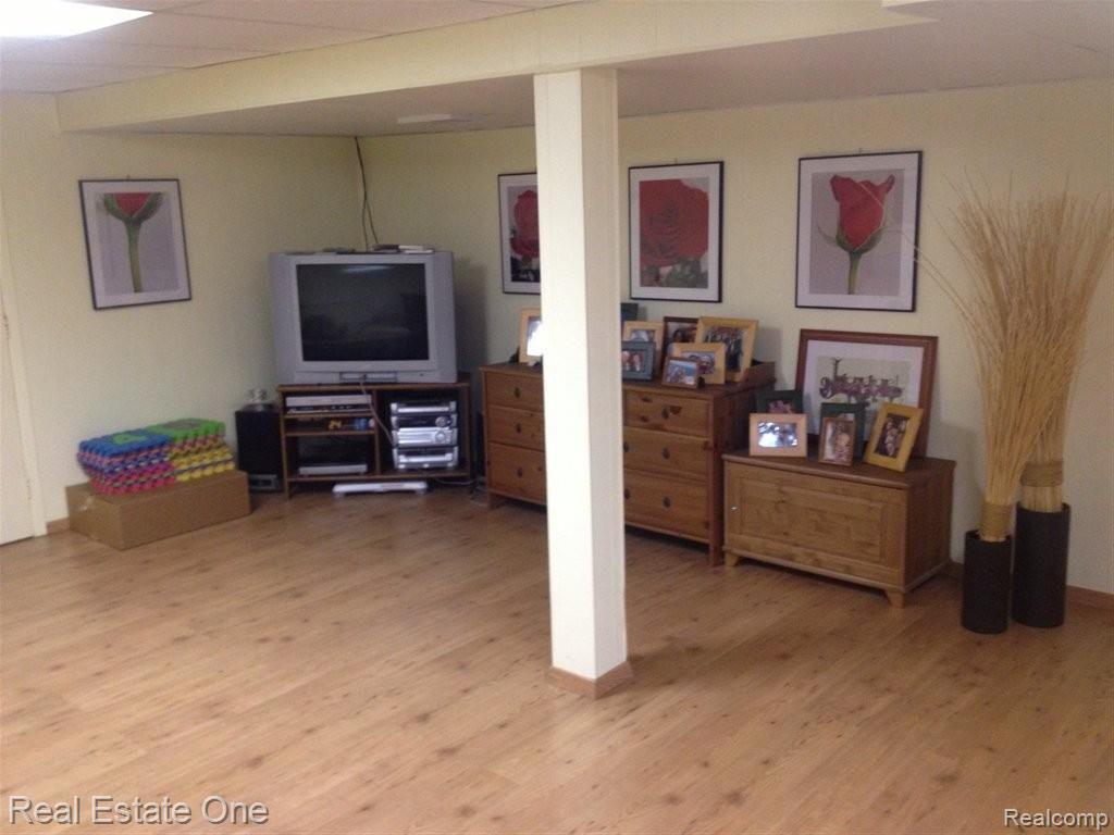 4377 East 12 Mile Road Warren, MI 48092 - Photo 17 of 20 photo 17.JPG